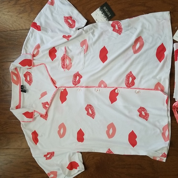 NEW! Kensie 2-Piece Allover kisses Pajama Set sz medium NWT - Picture 4 of 7